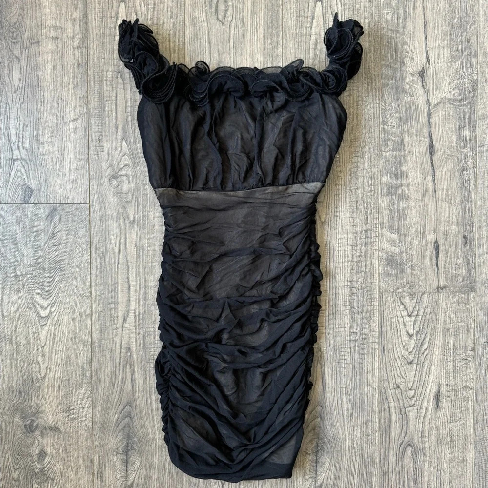 Selfie Leslie Senorita Off-Shoulder Lettuce Edge Detail Ruched Mini Dress Black - Picture 5 of 8